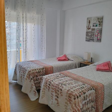 Ricardo Hostal Apartamento 3 Habitaciones 알리칸테 외부 사진