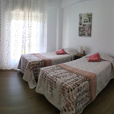 Ricardo Hostal Apartamento 3 Habitaciones 알리칸테 외부 사진