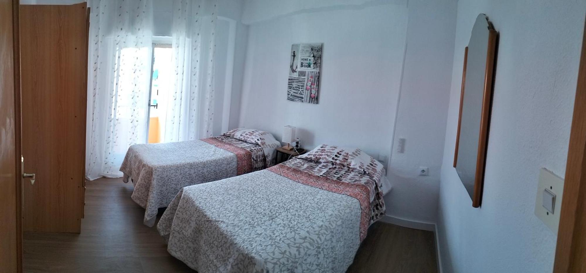 Ricardo Hostal Apartamento 3 Habitaciones 알리칸테 외부 사진