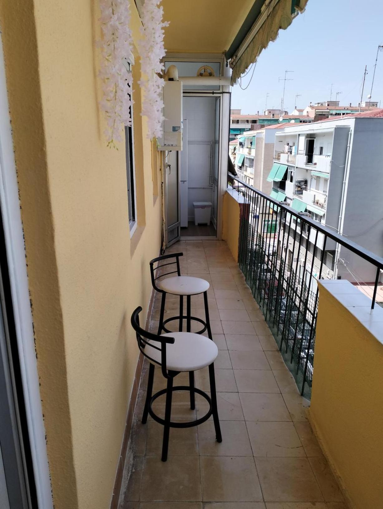 Ricardo Hostal Apartamento 3 Habitaciones 알리칸테 외부 사진
